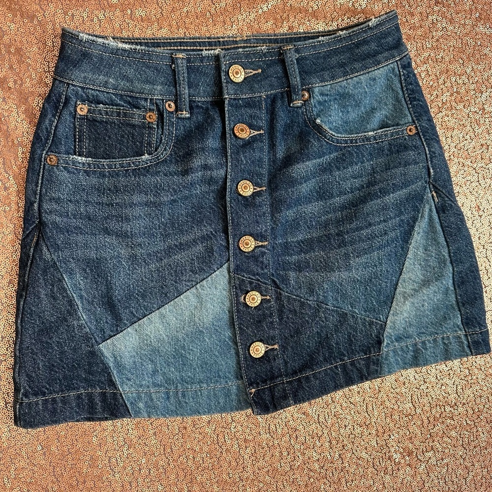American Eagle Denim skirt Size 2 Color Blue. Super High Rise A-Line Patchwork.
